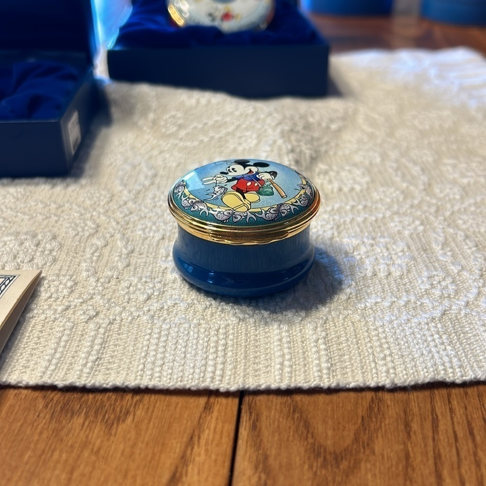 Halcyon Mickey Classic Enamels Bundle - Picture 10 of 15